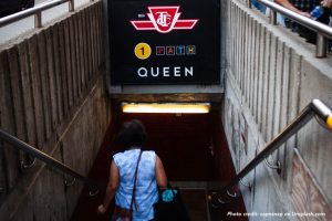 woman_entering_subway_ttc_capnsnap-vP3dLIoJ1FY-unsplash (1)